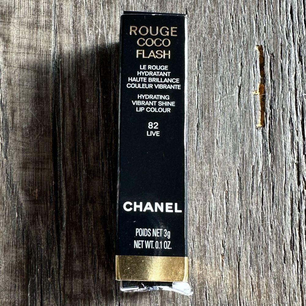 NIB Chanel Rouge Coco Flash Lipstick in 82 Live